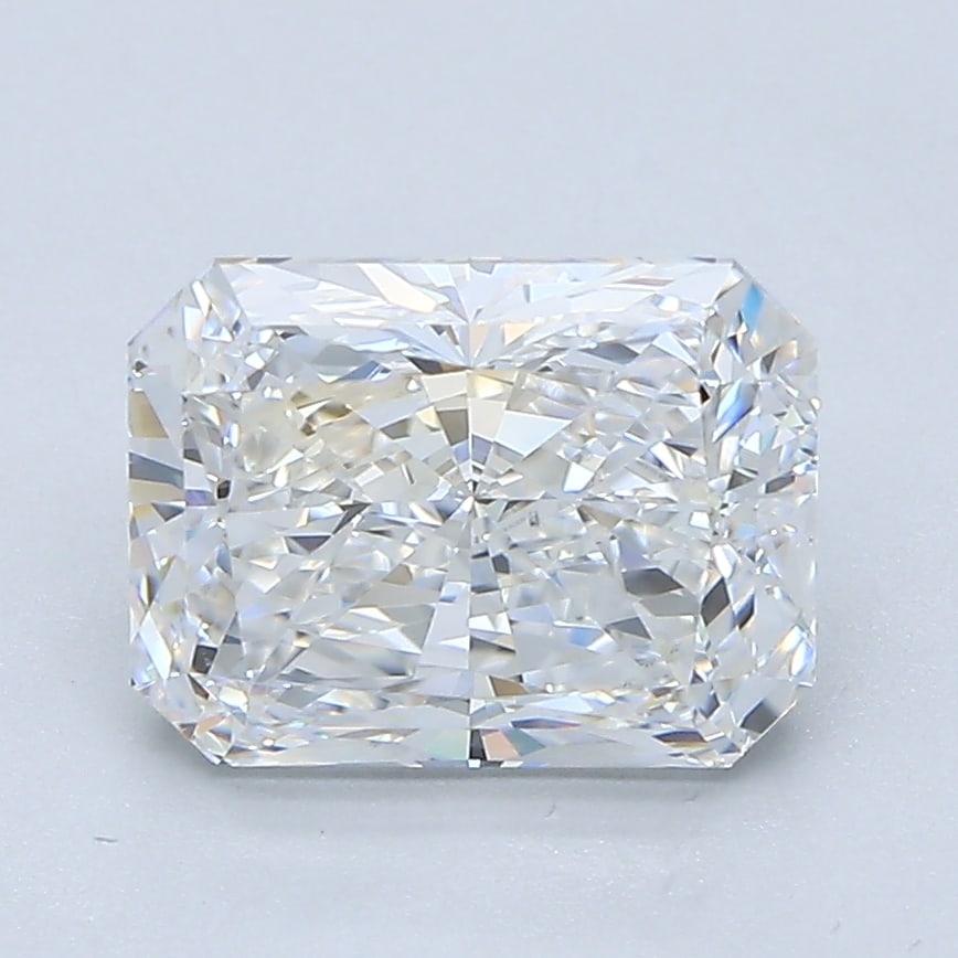 Loose Diamond - RADIANT 2.51ct F VS2: Loose Diamond - RADIANT 2.51ct F VS2 Source: Natural Mined Diamond Shape: RADIANT Carats: 2.51 Color: F Clarity: VS2 Certification: GIA Condition: Pre-Owned PLEASE NOTE: Framed, Large, or heavy items 