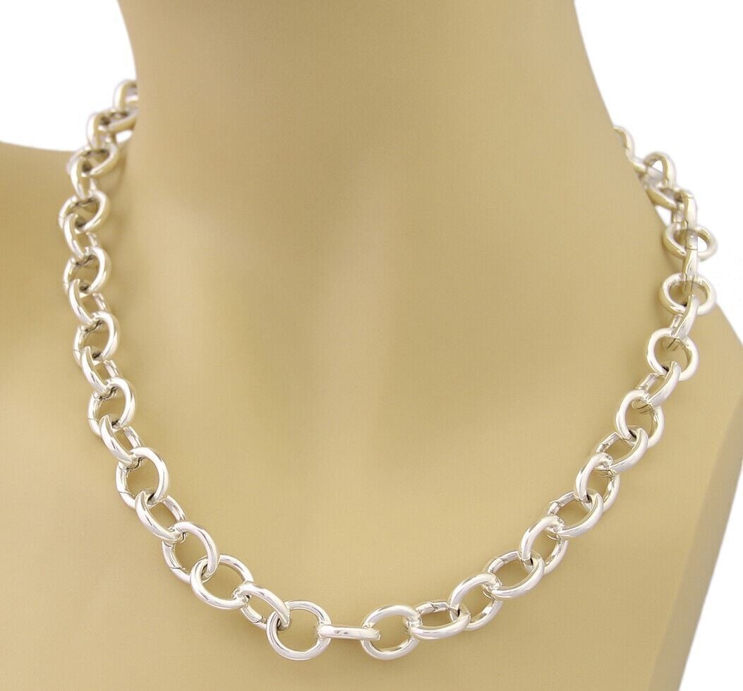 Tiffany & Co. 925 Sterling Silver Bold Link Necklace 17.5 In: Tiffany & Co. 925 Sterling Silver Bold Link Necklace 17.5 In Authentic Tiffany & Co. link chain necklace in sterling silver with a bold polished design. This pre-owned necklace is signed and crafted i