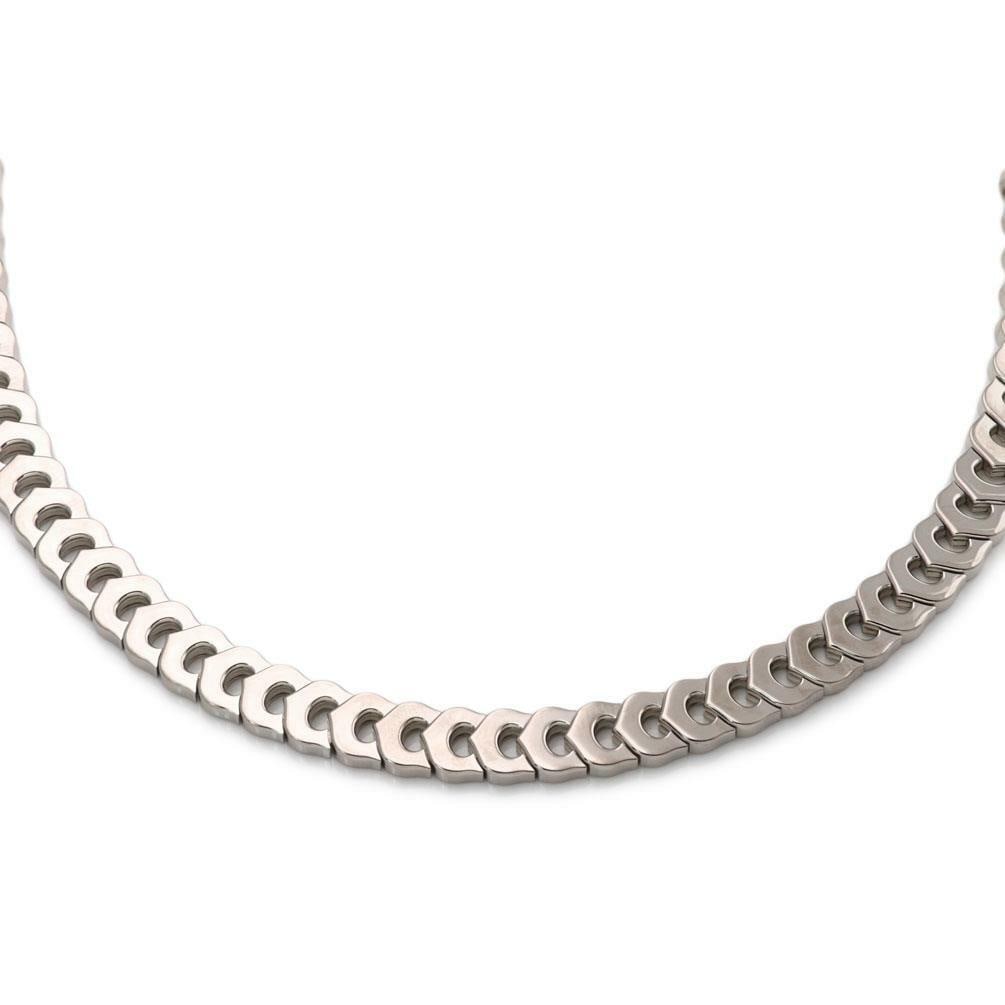 Cartier C Hearts 18k White Gold Collar Necklace with Polishing Paper: Cartier C Hearts 18k White Gold Collar Necklace with Polishing Paper Elevate your style with this stunning collar necklace from the C Hearts of Cartier collection. Crafted from 18k white gold, this bo