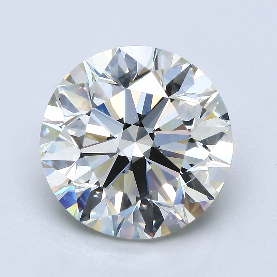 Loose Diamond - Round 5.7ct L VS1: Loose Diamond - Round 5.7ct L VS1 Source: Natural Mined Diamond Shape: Round Carats: 5.7 Color: L Clarity: VS1 Certification: GIA Condition: Pre-Owned PLEASE NOTE: Framed, Large, or heavy items do not