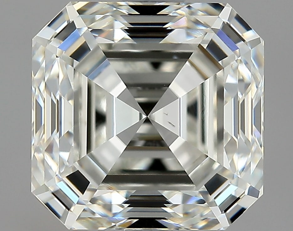 Loose Diamond - ASSCHER 2.25ct I VS2: Loose Diamond - ASSCHER 2.25ct I VS2 Source: Natural Mined Diamond Shape: ASSCHER Carats: 2.25 Color: I Clarity: VS2 Certification: GIA Condition: Pre-Owned PLEASE NOTE: Framed, Large, or heavy items 