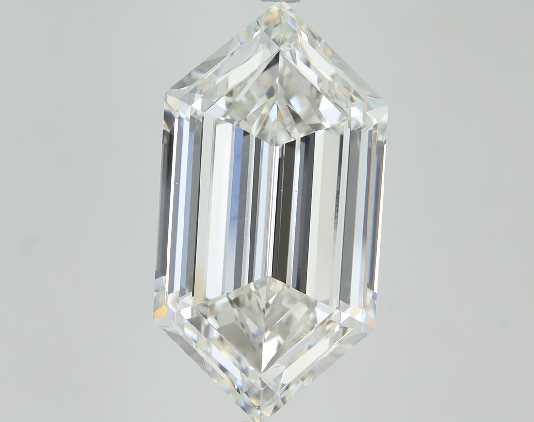 Loose Diamond - DUTCH MARQUISE 11.44ct G VS1: Loose Diamond - DUTCH MARQUISE 11.44ct G VS1 Source: This is a real non-mined Diamond that has been grown in a lab Shape: DUTCH MARQUISE Carats: 11.44 Color: G Clarity: VS1 Certification: IGI Conditio