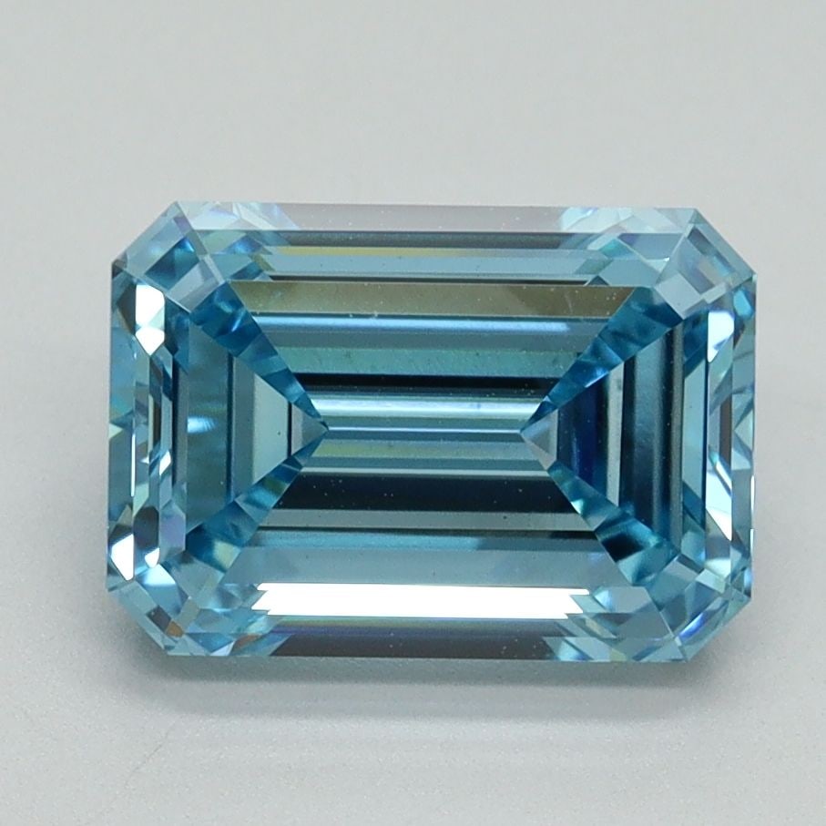 Loose Diamond - EMERALD 2.81ct Fancy Vivid Blue VS1: Loose Diamond - EMERALD 2.81ct Fancy Vivid Blue VS1 Source: This is a real non-mined Diamond that has been grown in a lab Shape: EMERALD Carats: 2.81 Color: Fancy Vivid Blue Certification: IGI Video: