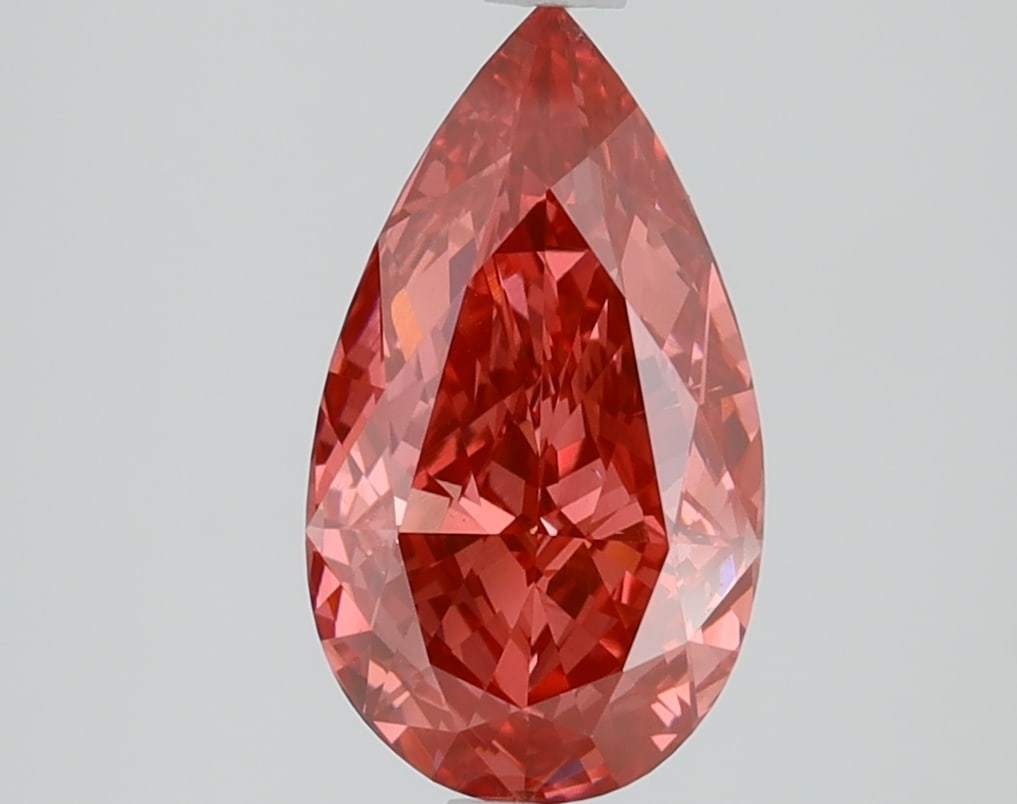 Loose Diamond - PEAR 2.02ct PINK VS2: Loose Diamond - PEAR 2.02ct PINK VS2 Source: This is a real non-mined Diamond that has been grown in a lab Shape: PEAR Carats: 2.02 Color: PINK Clarity: VS2 Certification: IGI Condition: Pre-Owned PLE