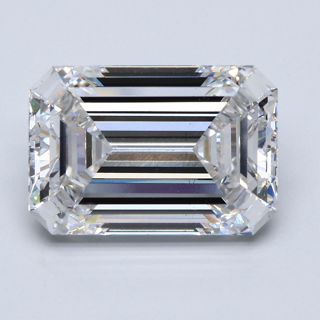 Loose Diamond - EMERALD 12.06ct F SI1: Loose Diamond - EMERALD 12.06ct F SI1 Source: This is a real non-mined Diamond that has been grown in a lab Shape: EMERALD Carats: 12.06 Color: F Clarity: SI1 Certification: GIA Condition: Pre-Owned P