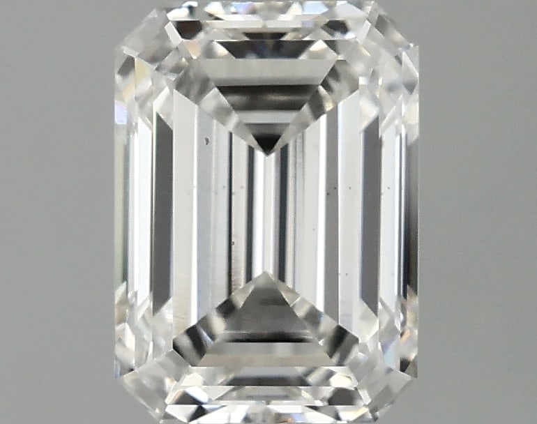 Loose Diamond - EMERALD 1.95ct F VS2: Loose Diamond - EMERALD 1.95ct F VS2 Source: This is a real non-mined Diamond that has been grown in a lab Shape: EMERALD Carats: 1.95 Color: F Clarity: VS2 Certification: IGI Condition: Pre-Owned PLE