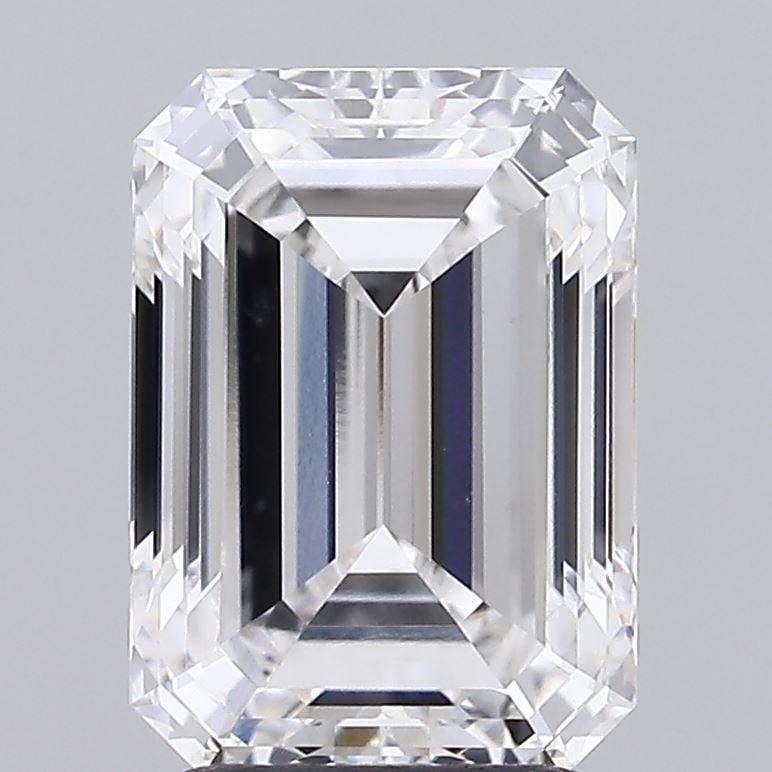 Loose Diamond - EMERALD 3.18ct E VVS2: Loose Diamond - EMERALD 3.18ct E VVS2 Source: This is a real non-mined Diamond that has been grown in a lab Shape: EMERALD Carats: 3.18 Color: E Clarity: VVS2 Certification: IGI Condition: Pre-Owned P