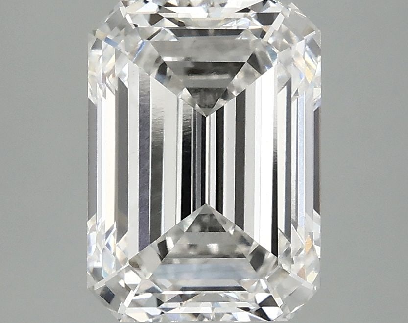 Loose Diamond - EMERALD 3.1ct F VS1: Loose Diamond - EMERALD 3.1ct F VS1 Source: This is a real non-mined Diamond that has been grown in a lab Shape: EMERALD Carats: 3.1 Color: F Clarity: VS1 Certification: IGI Video: