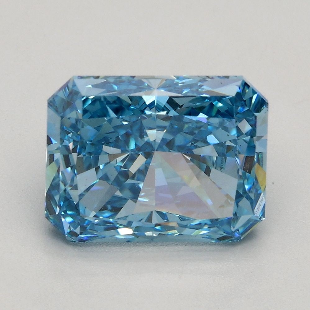 Loose Diamond - RADIANT 2.54ct Fancy Vivid Blue VS1: Loose Diamond - RADIANT 2.54ct Fancy Vivid Blue VS1 Source: This is a real non-mined Diamond that has been grown in a lab Shape: RADIANT Carats: 2.54 Color: Fancy Vivid Blue Certification: IGI Video: