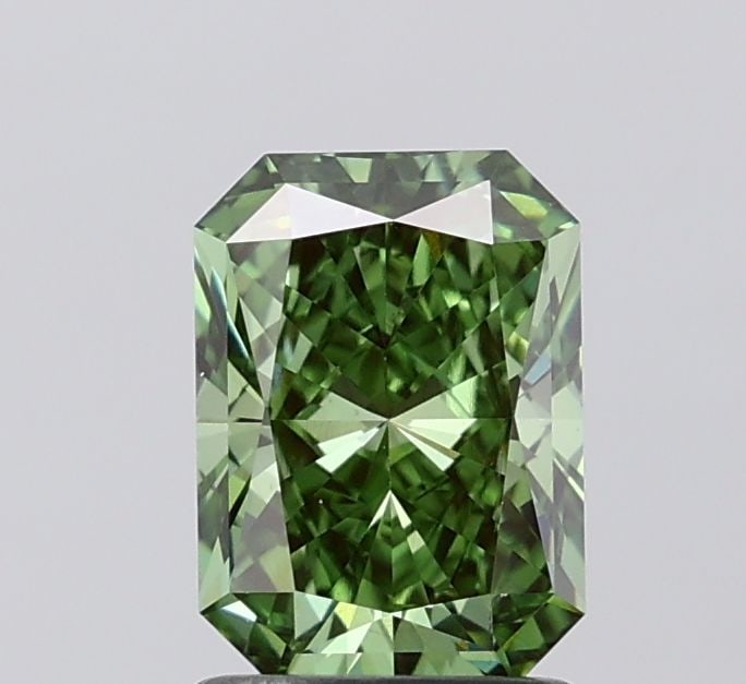 Loose Diamond - RADIANT 1.46ct Fancy Vivid Green VS1: Loose Diamond - RADIANT 1.46ct Fancy Vivid Green VS1 Source: This is a real non-mined Diamond that has been grown in a lab Shape: RADIANT Carats: 1.46 Color: Fancy Vivid Green Certification: IGI Video