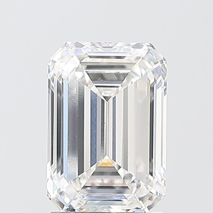 Loose Diamond - EMERALD 2.08ct E VS1: Loose Diamond - EMERALD 2.08ct E VS1 Source: This is a real non-mined Diamond that has been grown in a lab Shape: EMERALD Carats: 2.08 Color: E Clarity: VS1 Certification: IGI Video: