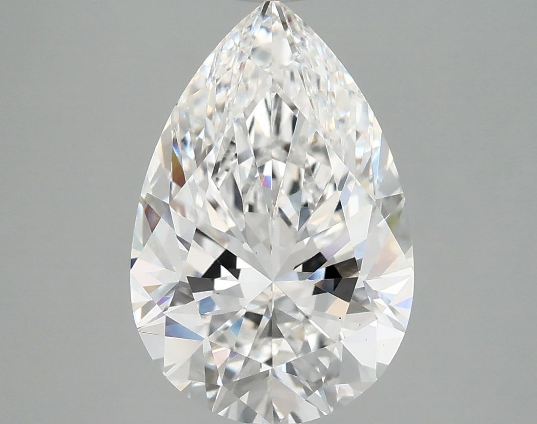 Loose Diamond - PEAR 4.1ct E VS1: Loose Diamond - PEAR 4.1ct E VS1 Source: This is a real non-mined Diamond that has been grown in a lab Shape: PEAR Carats: 4.1 Color: E Clarity: VS1 Certification: IGI Video: