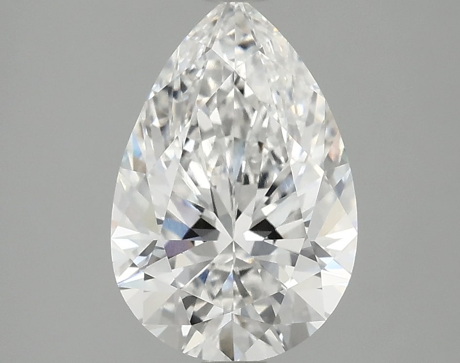 Loose Diamond - PEAR 2.44ct E VVS2: Loose Diamond - PEAR 2.44ct E VVS2 Source: This is a real non-mined Diamond that has been grown in a lab Shape: PEAR Carats: 2.44 Color: E Clarity: VVS2 Certification: IGI Condition: Pre-Owned PLEASE 