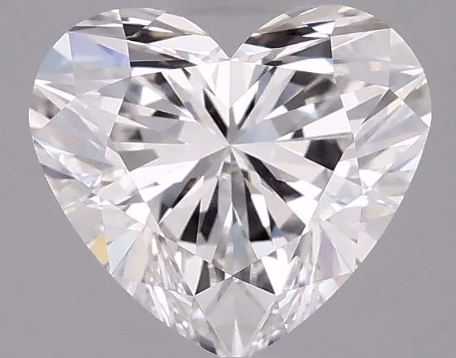 Loose Diamond - HEART 3.1ct D VVS2: Loose Diamond - HEART 3.1ct D VVS2 Source: This is a real non-mined Diamond that has been grown in a lab Shape: HEART Carats: 3.1 Color: D Clarity: VVS2 Certification: IGI Condition: Pre-Owned PLEASE