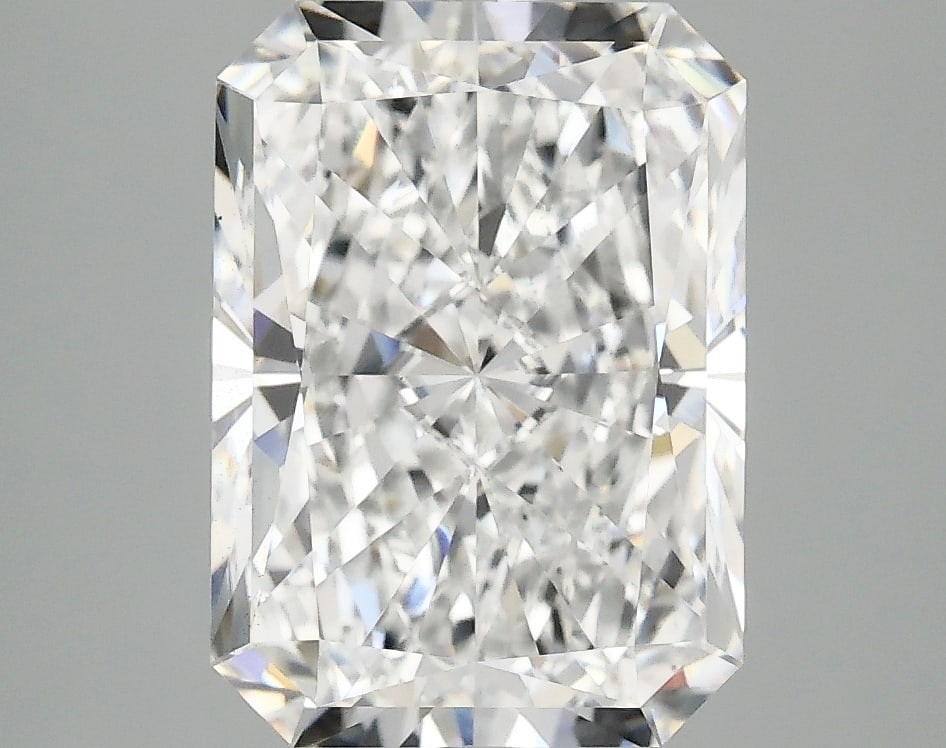 Loose Diamond - RADIANT 4.07ct E VS2: Loose Diamond - RADIANT 4.07ct E VS2 Source: This is a real non-mined Diamond that has been grown in a lab Shape: RADIANT Carats: 4.07 Color: E Clarity: VS2 Certification: IGI Condition: Pre-Owned PLE