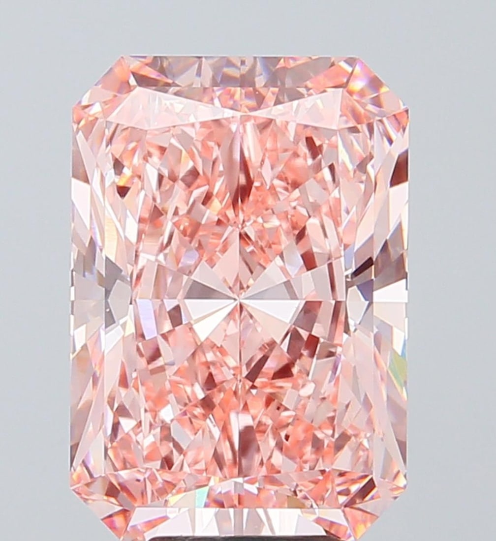 Loose Diamond - RADIANT 7.54ct Fancy Vivid Pink VS1: Loose Diamond - RADIANT 7.54ct Fancy Vivid Pink VS1 Source: This is a real non-mined Diamond that has been grown in a lab Shape: RADIANT Carats: 7.54 Color: Fancy Vivid Pink Certification: IGI Video: