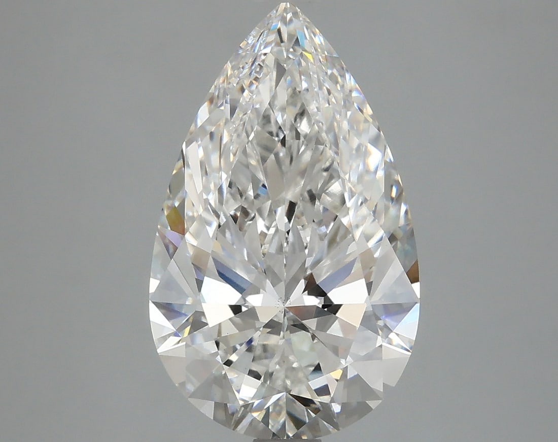 Loose Diamond - PEAR 4.33ct F VS1: Loose Diamond - PEAR 4.33ct F VS1 Source: This is a real non-mined Diamond that has been grown in a lab Shape: PEAR Carats: 4.33 Color: F Clarity: VS1 Certification: IGI Condition: Pre-Owned PLEASE NO
