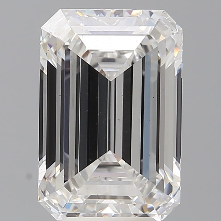 Loose Diamond - EMERALD 5.6ct E VS2: Loose Diamond - EMERALD 5.6ct E VS2 Source: This is a real non-mined Diamond that has been grown in a lab Shape: EMERALD Carats: 5.6 Color: E Clarity: VS2 Certification: IGI Condition: Pre-Owned