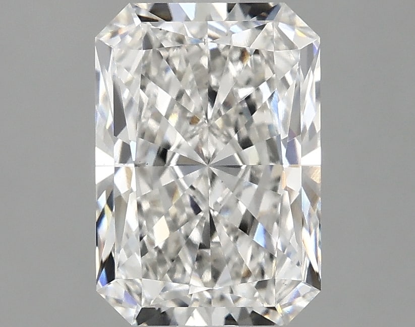 Loose Diamond - RADIANT 2.29ct F VS1: Loose Diamond - RADIANT 2.29ct F VS1 Source: This is a real non-mined Diamond that has been grown in a lab Shape: RADIANT Carats: 2.29 Color: F Clarity: VS1 Certification: IGI Condition: Pre-Owned PLE