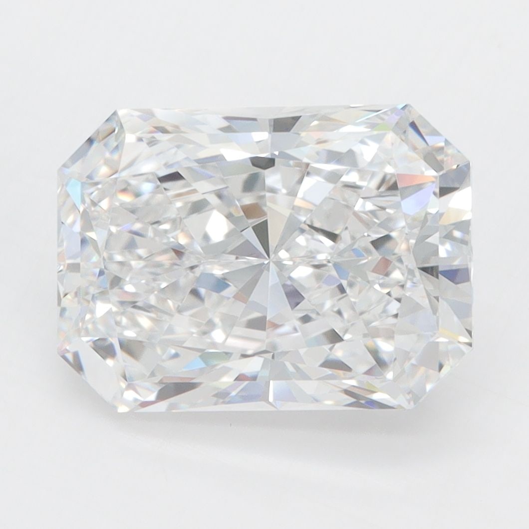Loose Diamond - RADIANT 4.48ct D VVS1: Loose Diamond - RADIANT 4.48ct D VVS1 Source: This is a real non-mined Diamond that has been grown in a lab Shape: RADIANT Carats: 4.48 Color: D Clarity: VVS1 Certification: GIA Video: