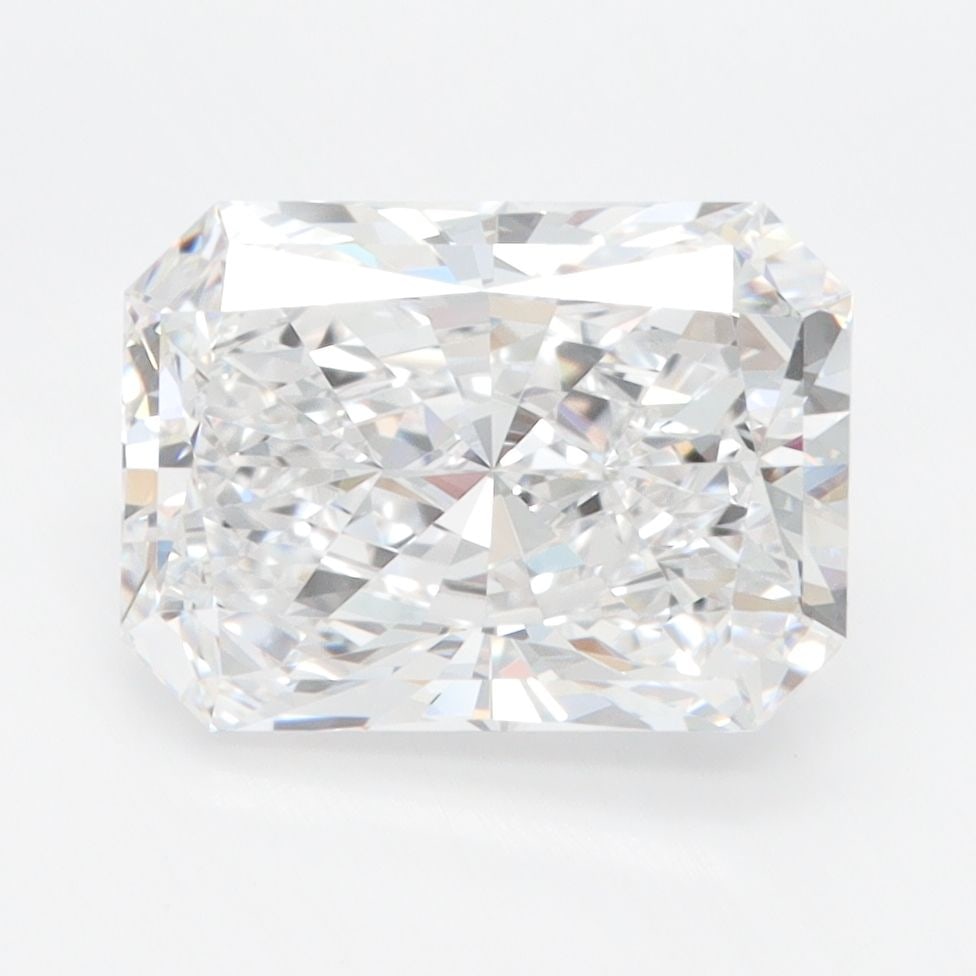 Loose Diamond - RADIANT 3.07ct D VVS1: Loose Diamond - RADIANT 3.07ct D VVS1 Source: This is a real non-mined Diamond that has been grown in a lab Shape: RADIANT Carats: 3.07 Color: D Clarity: VVS1 Certification: GIA Video: