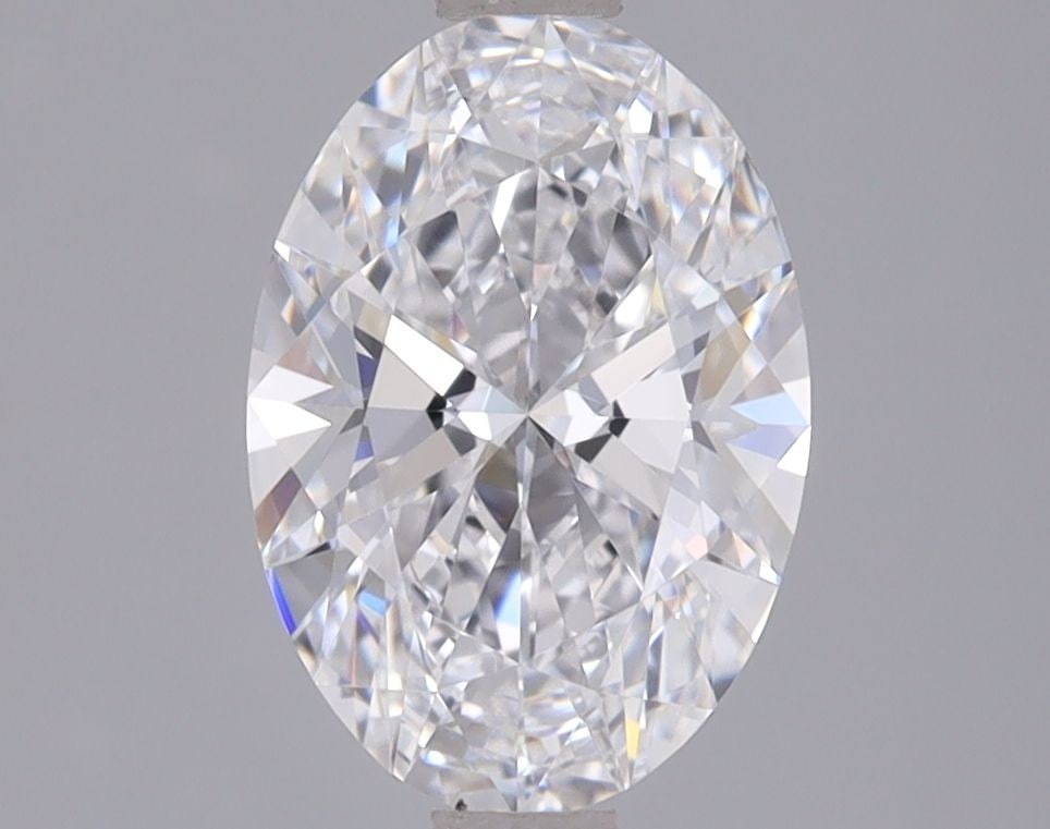 Loose Diamond - OVAL 2.0ct D VVS2: Loose Diamond - OVAL 2.0ct D VVS2 Source: This is a real non-mined Diamond that has been grown in a lab Shape: OVAL Carats: 2.0 Color: D Clarity: VVS2 Certification: IGI Video: