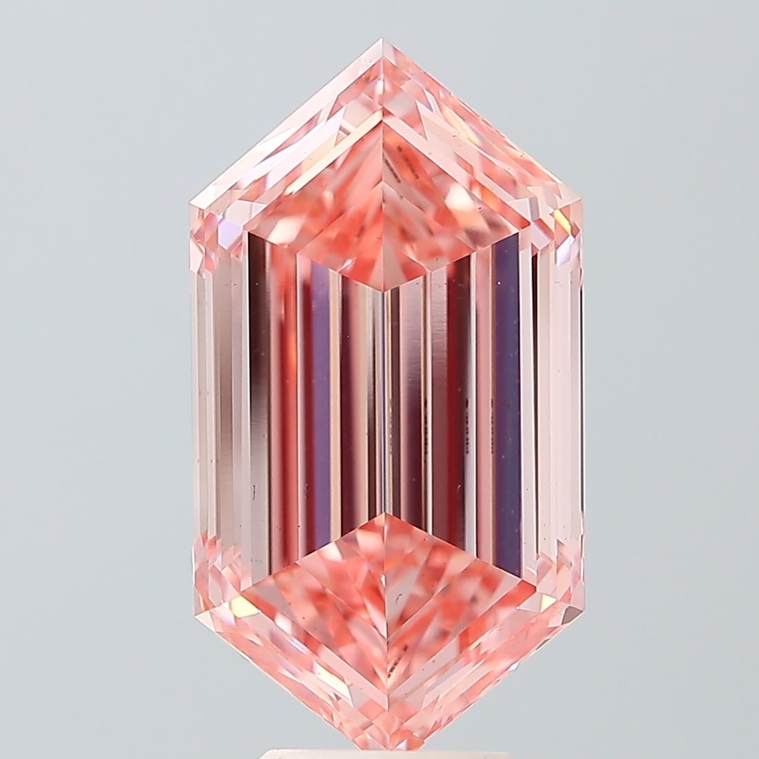 Loose Diamond - DUTCH MARQUISE STEP 5.91ct PINK VS1: Loose Diamond - DUTCH MARQUISE STEP 5.91ct PINK VS1 Source: This is a real non-mined Diamond that has been grown in a lab Shape: DUTCH MARQUISE STEP Carats: 5.91 Color: PINK Clarity: VS1 Certification