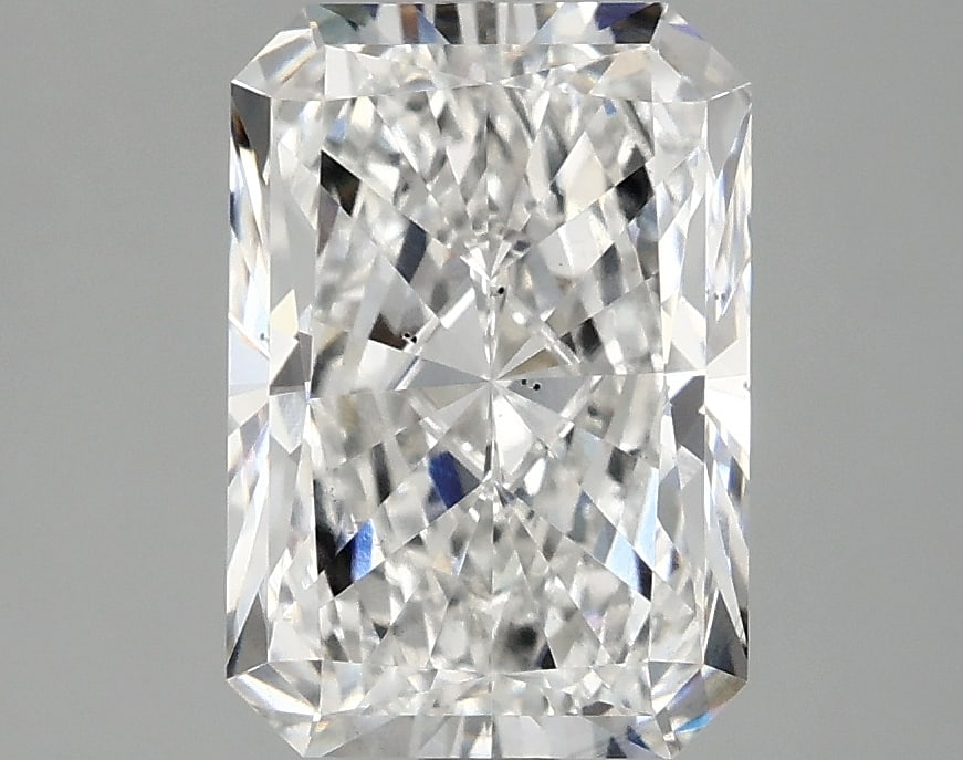 Loose Diamond - RADIANT 2.89ct E VS2: Loose Diamond - RADIANT 2.89ct E VS2 Source: This is a real non-mined Diamond that has been grown in a lab Shape: RADIANT Carats: 2.89 Color: E Clarity: VS2 Certification: IGI Condition: Pre-Owned PLE