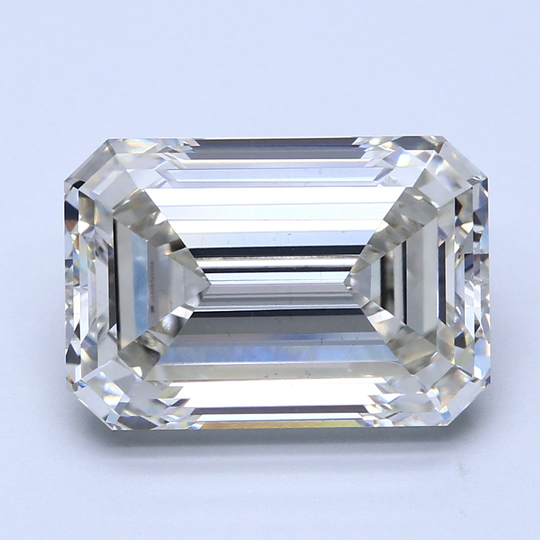 Loose Diamond - EMERALD 10.13ct H VS1: Loose Diamond - EMERALD 10.13ct H VS1 Source: This is a real non-mined Diamond that has been grown in a lab Shape: EMERALD Carats: 10.13 Color: H Clarity: VS1 Certification: IGI Condition: Pre-Owned P