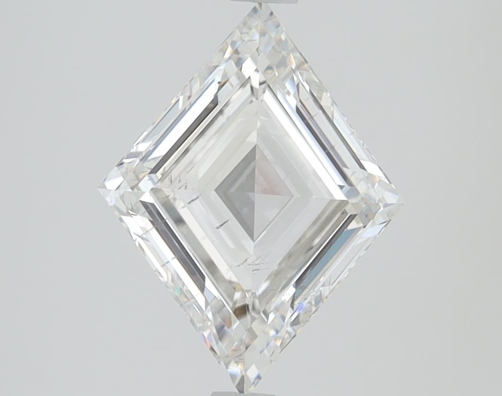 Loose Diamond - LOZENGE STEP CUT 2ct E SI1: Loose Diamond - LOZENGE STEP CUT 2ct E SI1 Source: This is a real non-mined Diamond that has been grown in a lab Shape: LOZENGE STEP CUT Carats: 2 Color: E Clarity: SI1 Certification: IGI Condition: P