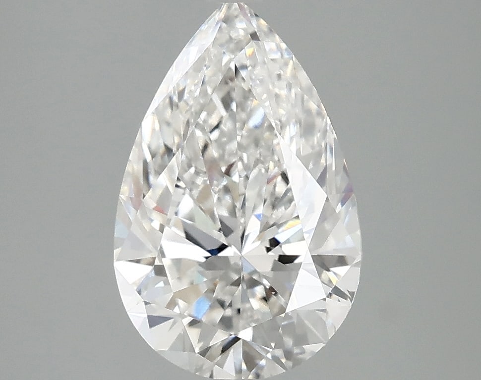 Loose Diamond - PEAR 2.36ct E VS1: Loose Diamond - PEAR 2.36ct E VS1 Source: This is a real non-mined Diamond that has been grown in a lab Shape: PEAR Carats: 2.36 Color: E Clarity: VS1 Certification: IGI Condition: Pre-Owned PLEASE NO