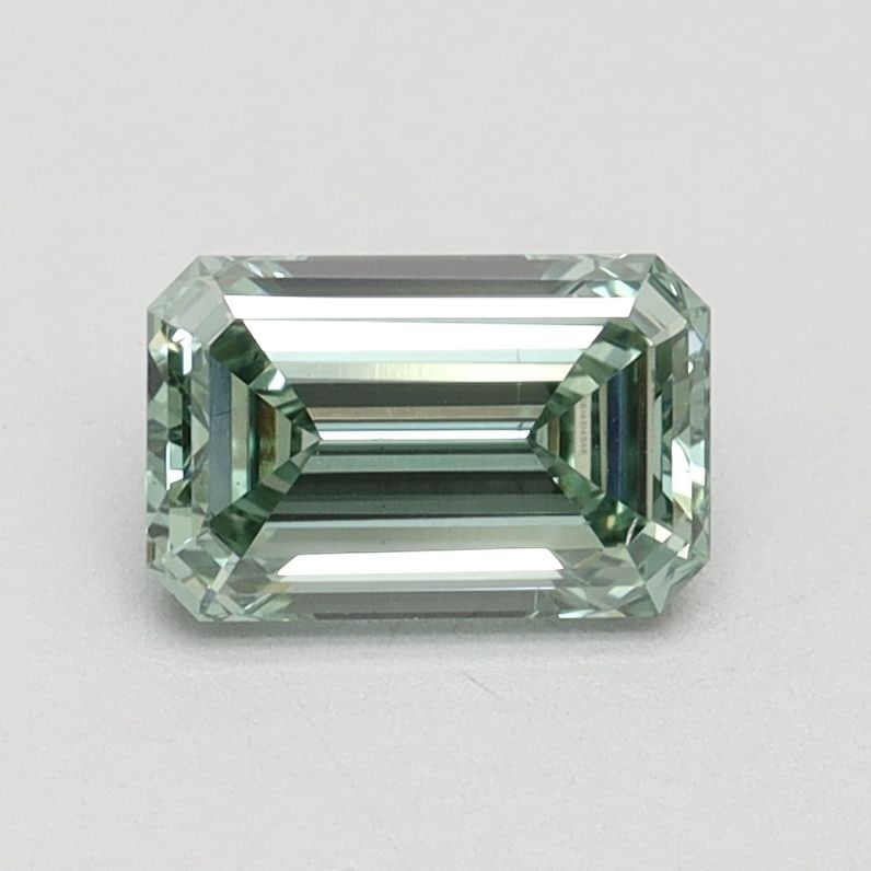 Loose Diamond - EMERALD 0.9ct Fancy Intense Green VS2: Loose Diamond - EMERALD 0.9ct Fancy Intense Green VS2 Source: This is a real non-mined Diamond that has been grown in a lab Shape: EMERALD Carats: 0.9 Color: Fancy Intense Green Certification: IGI Vid