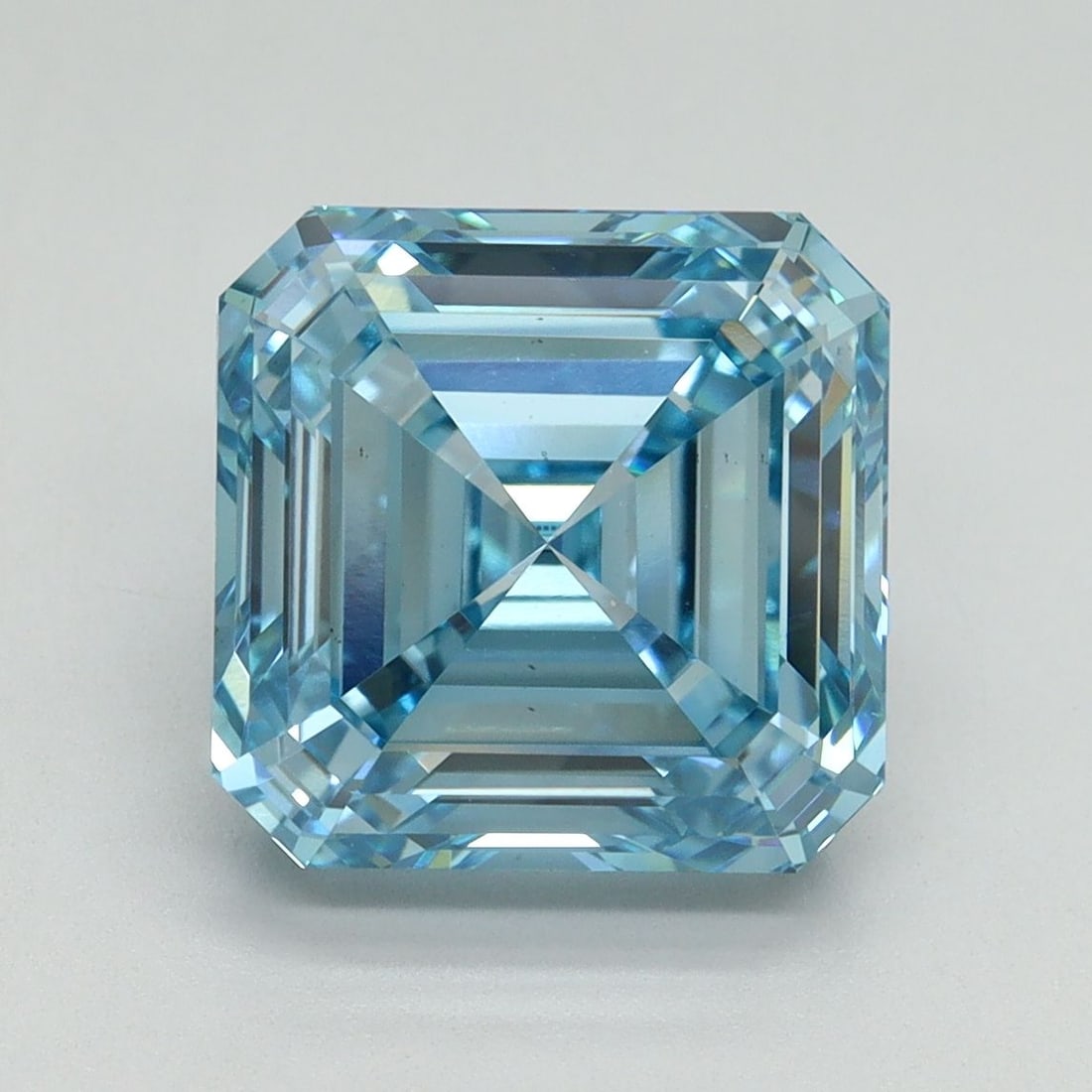 Loose Diamond - ASSCHER 5.0ct Fancy Vivid Blue VS2: Loose Diamond - ASSCHER 5.0ct Fancy Vivid Blue VS2 Source: This is a real non-mined Diamond that has been grown in a lab Shape: ASSCHER Carats: 5.0 Color: Fancy Vivid Blue Certification: IGI Video: