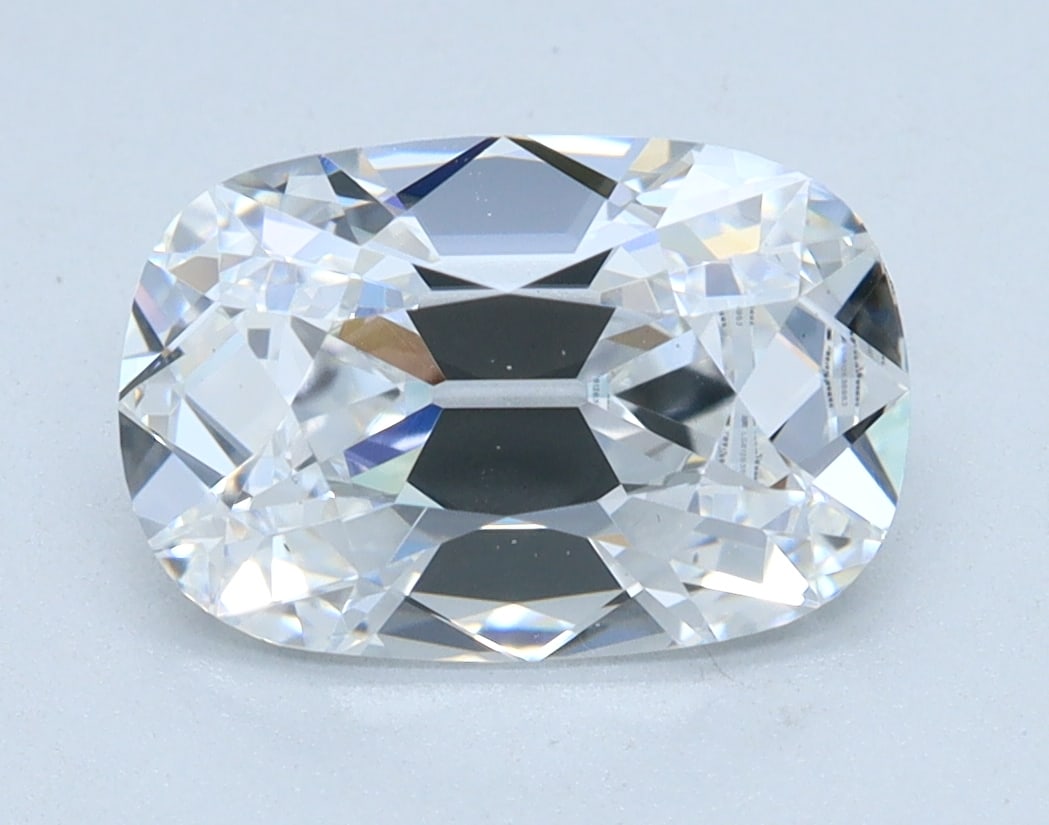 Loose Diamond - OLD MINER 2.03ct D VS1: Loose Diamond - OLD MINER 2.03ct D VS1 Source: This is a real non-mined Diamond that has been grown in a lab Shape: OLD MINER Carats: 2.03 Color: D Clarity: VS1 Certification: IGI Condition: Pre-Owned
