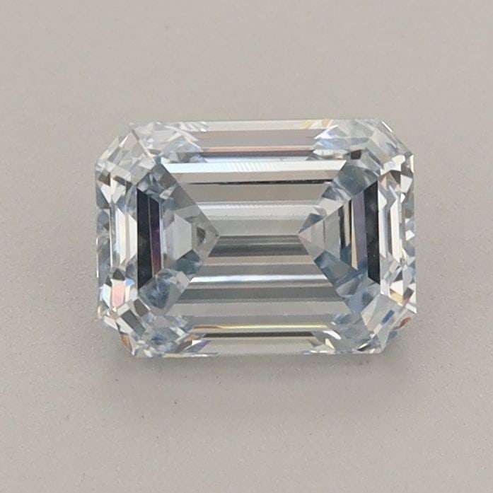 Loose Diamond - EMERALD 0.92ct Fancy Light Blue VS1: Loose Diamond - EMERALD 0.92ct Fancy Light Blue VS1 Source: This is a real non-mined Diamond that has been grown in a lab Shape: EMERALD Carats: 0.92 Color: Fancy Light Blue Certification: IGI Video: