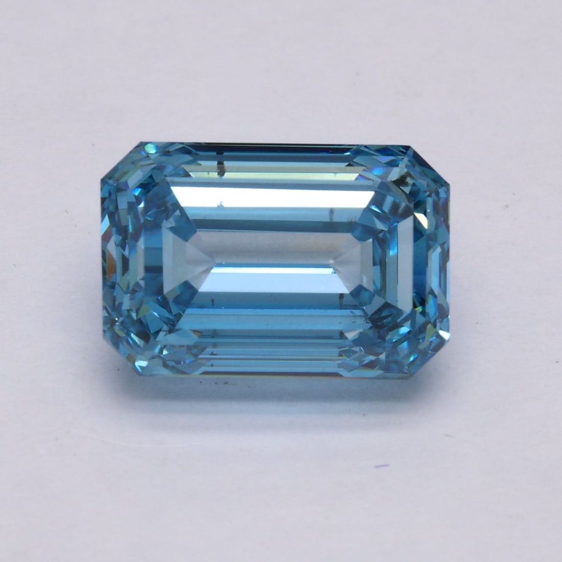 Loose Diamond - EMERALD 5.02ct Fancy Intense Blue VS2: Loose Diamond - EMERALD 5.02ct Fancy Intense Blue VS2 Source: This is a real non-mined Diamond that has been grown in a lab Shape: EMERALD Carats: 5.02 Color: Fancy Intense Blue Certification: IGI Vid