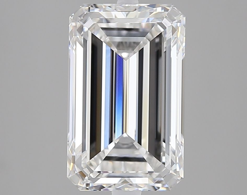 Loose Diamond - EMERALD 4.01ct E IF: Loose Diamond - EMERALD 4.01ct E IF Source: This is a real non-mined Diamond that has been grown in a lab Shape: EMERALD Carats: 4.01 Color: E Clarity: IF Certification: IGI Video: Video Link PLEASE