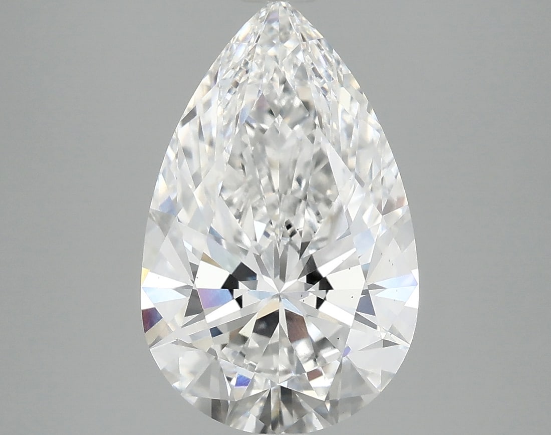 Loose Diamond - PEAR 3.81ct D VS2: Loose Diamond - PEAR 3.81ct D VS2 Source: This is a real non-mined Diamond that has been grown in a lab Shape: PEAR Carats: 3.81 Color: D Clarity: VS2 Certification: IGI Condition: Pre-Owned PLEASE NO