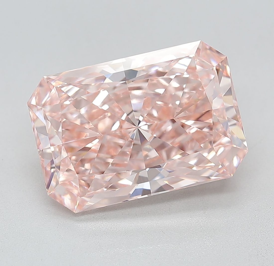 Loose Diamond - RADIANT 5.74ct Fancy Vivid Pink VVS2: Loose Diamond - RADIANT 5.74ct Fancy Vivid Pink VVS2 Source: This is a real non-mined Diamond that has been grown in a lab Shape: RADIANT Carats: 5.74 Color: Fancy Vivid Pink Certification: IGI Video:
