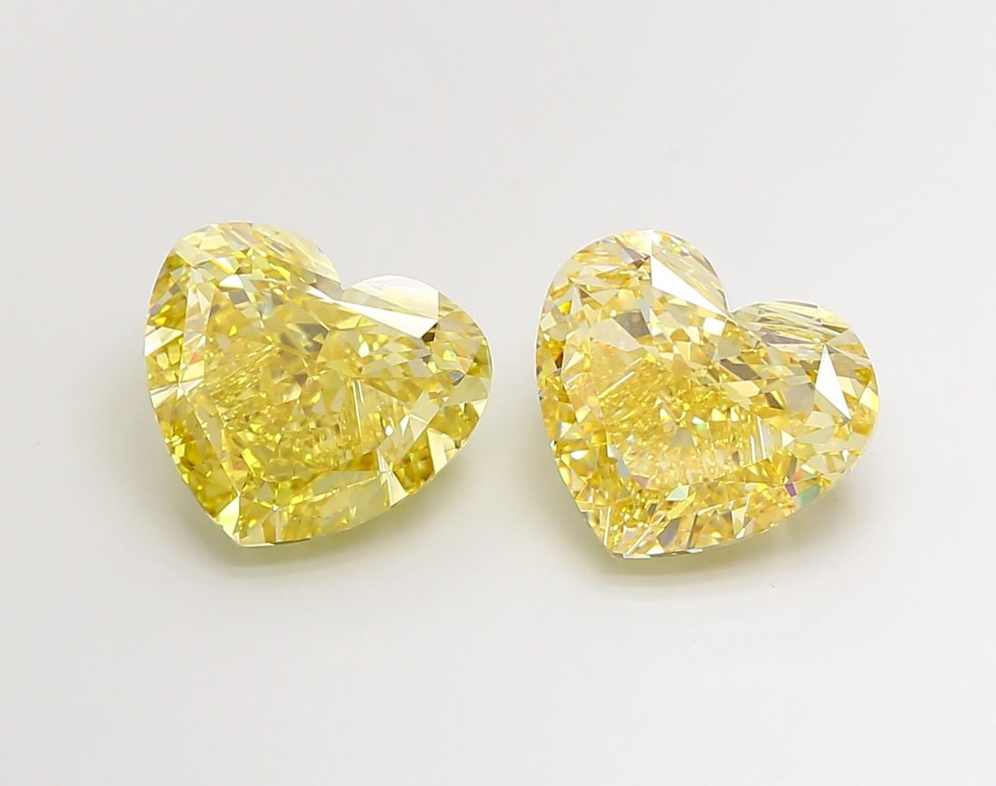 Loose Diamond - HEART 10.02ct Fancy Vivid Yellow VVS2: Loose Diamond - HEART 10.02ct Fancy Vivid Yellow VVS2 Source: This is a real non-mined Diamond that has been grown in a lab Shape: HEART Carats: 10.02 Color: Fancy Vivid Yellow Certification: IGI Vide