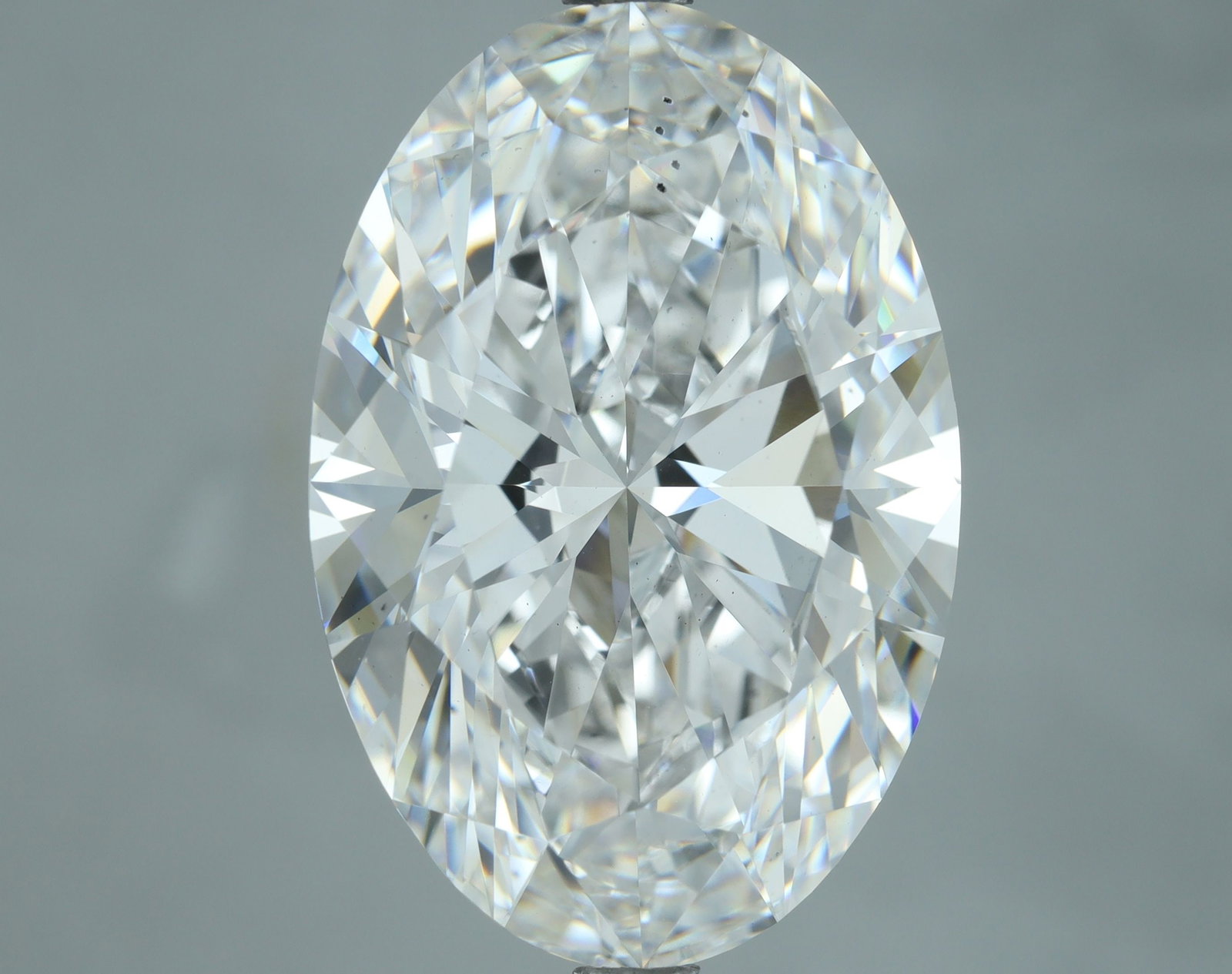 Loose Diamond - OVAL 10.05ct E VS2: Loose Diamond - OVAL 10.05ct E VS2 Source: This is a real non-mined Diamond that has been grown in a lab Shape: OVAL Carats: 10.05 Color: E Clarity: VS2 Certification: IGI Video: Video Link PLEASE