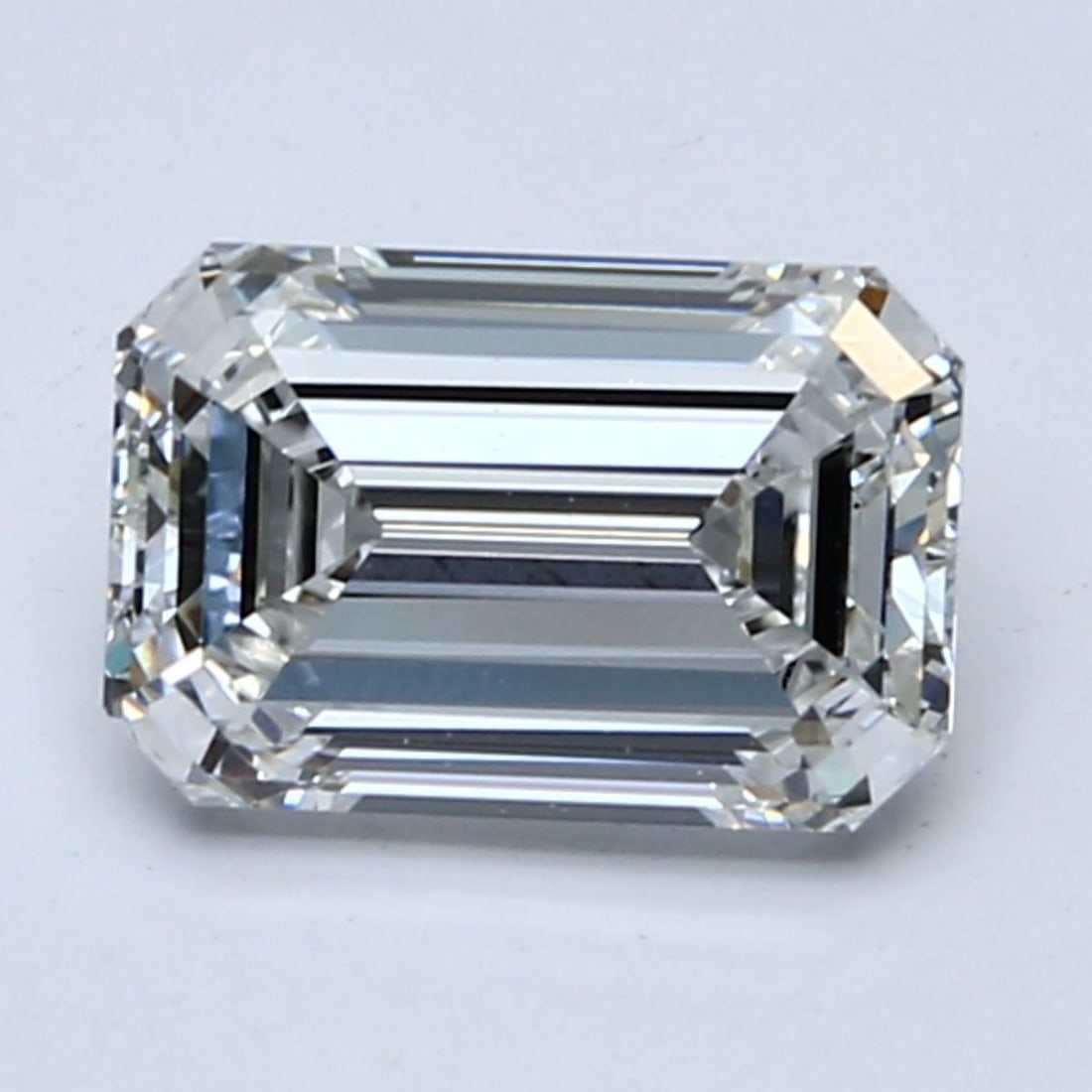 Loose Diamond - EMERALD 1.92ct E VVS2: Loose Diamond - EMERALD 1.92ct E VVS2 Source: This is a real non-mined Diamond that has been grown in a lab Shape: EMERALD Carats: 1.92 Color: E Clarity: VVS2 Certification: IGI Video: Video Link