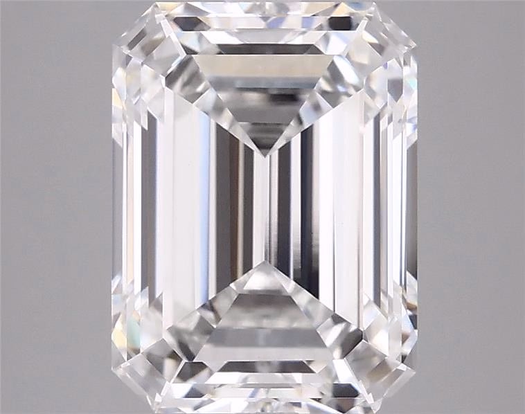 Loose Diamond - EMERALD 2.1ct F VS1: Loose Diamond - EMERALD 2.1ct F VS1 Source: This is a real non-mined Diamond that has been grown in a lab Shape: EMERALD Carats: 2.1 Color: F Clarity: VS1 Certification: IGI Condition: Pre-Owned PLEAS