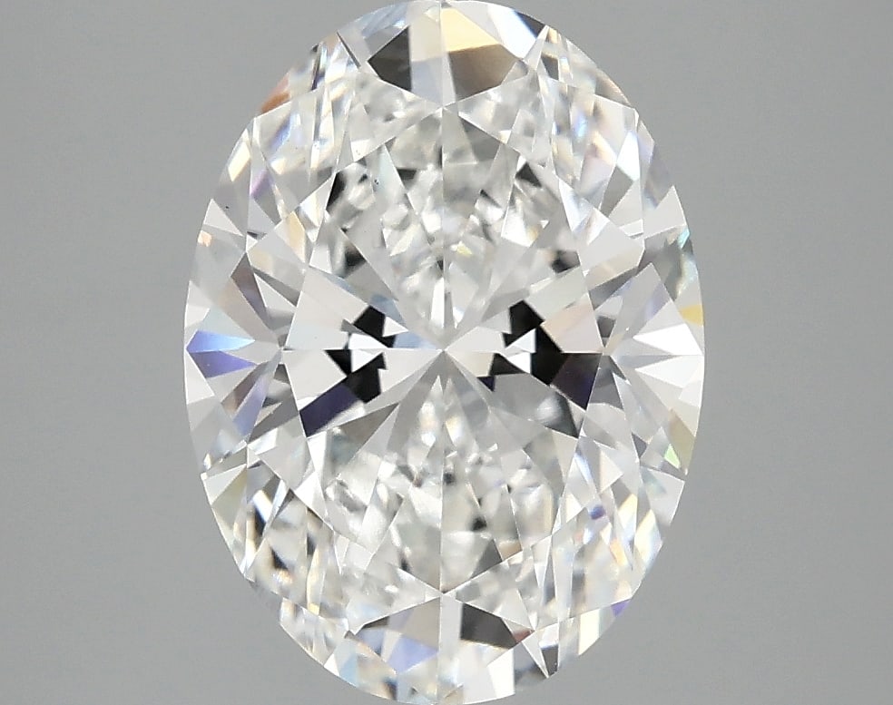 Loose Diamond - OVAL 3.36ct E VS1: Loose Diamond - OVAL 3.36ct E VS1 Source: This is a real non-mined Diamond that has been grown in a lab Shape: OVAL Carats: 3.36 Color: E Clarity: VS1 Certification: IGI Condition: Pre-Owned PLEASE NO