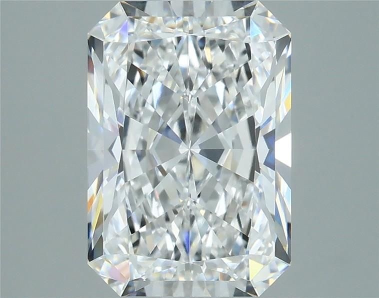 Loose Diamond - RADIANT 2.52ct D VVS2: Loose Diamond - RADIANT 2.52ct D VVS2 Source: This is a real non-mined Diamond that has been grown in a lab Shape: RADIANT Carats: 2.52 Color: D Clarity: VVS2 Certification: GCAL Video: