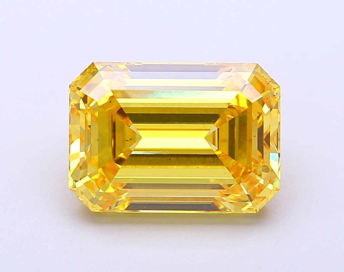 Loose Diamond - EMERALD 5.15ct Fancy Vivid Yellow VS2: Loose Diamond - EMERALD 5.15ct Fancy Vivid Yellow VS2 Source: This is a real non-mined Diamond that has been grown in a lab Shape: EMERALD Carats: 5.15 Color: Fancy Vivid Yellow Certification: IGI Vid