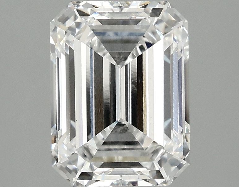 Loose Diamond - EMERALD 2.51ct D VVS2: Loose Diamond - EMERALD 2.51ct D VVS2 Source: This is a real non-mined Diamond that has been grown in a lab Shape: EMERALD Carats: 2.51 Color: D Clarity: VVS2 Certification: IGI Video: