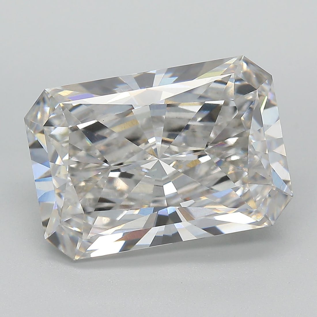 Loose Diamond - RADIANT 8.34ct G VS1: Loose Diamond - RADIANT 8.34ct G VS1 Source: This is a real non-mined Diamond that has been grown in a lab Shape: RADIANT Carats: 8.34 Color: G Clarity: VS1 Certification: GIA Condition: Pre-Owned PLE