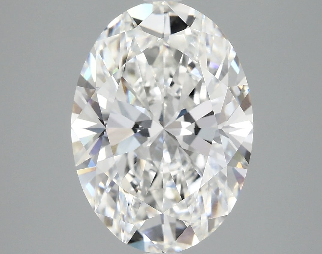 Loose Diamond - OVAL 3.87ct E VVS2: Loose Diamond - OVAL 3.87ct E VVS2 Source: This is a real non-mined Diamond that has been grown in a lab Shape: OVAL Carats: 3.87 Color: E Clarity: VVS2 Certification: IGI Condition: Pre-Owned PLEASE 