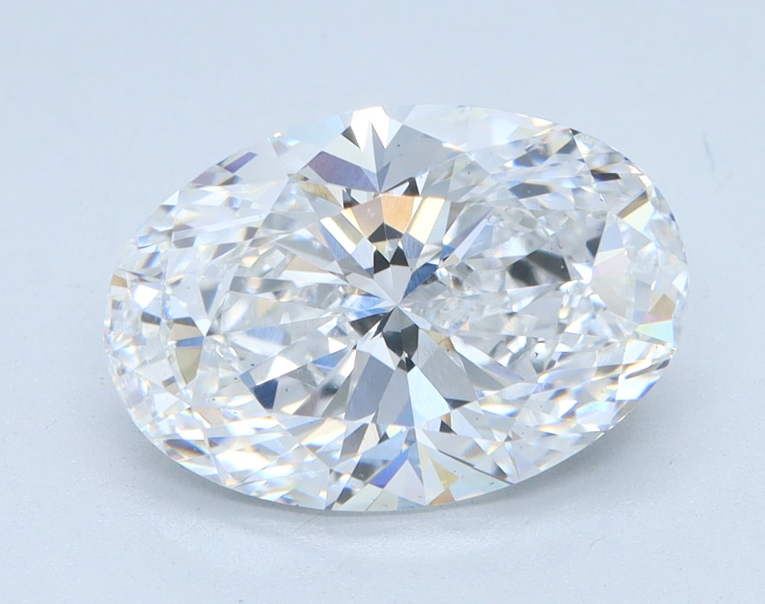 Loose Diamond - OVAL 3.52ct D VS2: Loose Diamond - OVAL 3.52ct D VS2 Source: This is a real non-mined Diamond that has been grown in a lab Shape: OVAL Carats: 3.52 Color: D Clarity: VS2 Certification: IGI Condition: Pre-Owned PLEASE NO